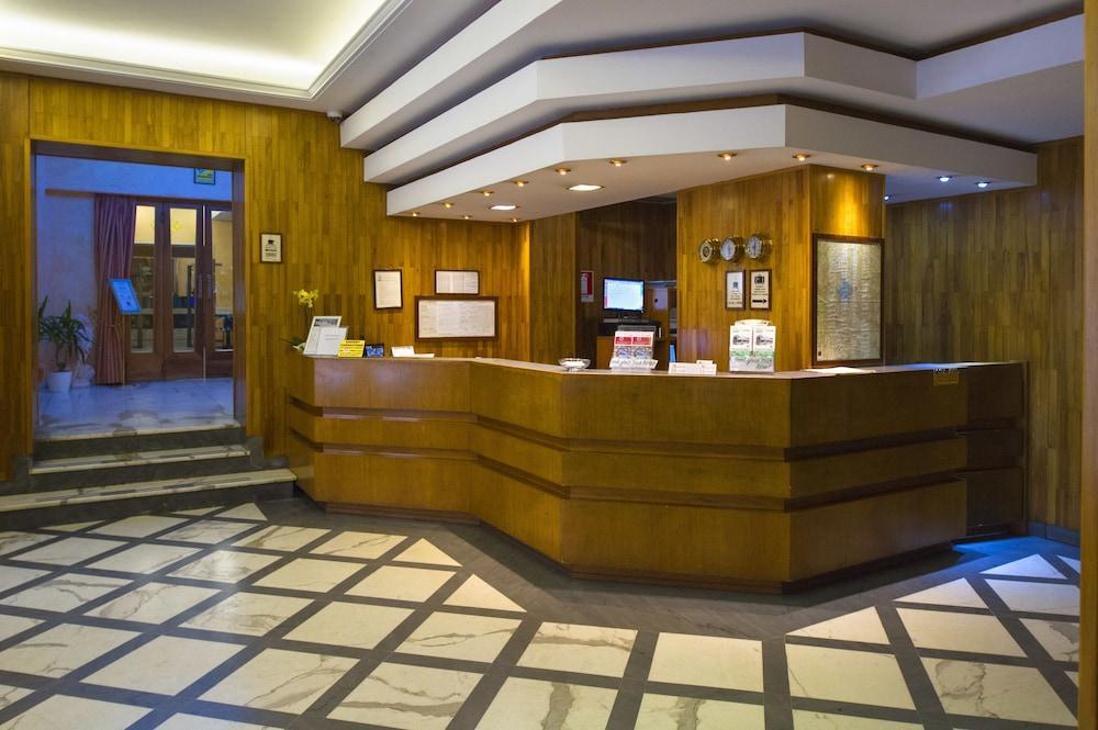 Hotel Milani Roma Esterno foto