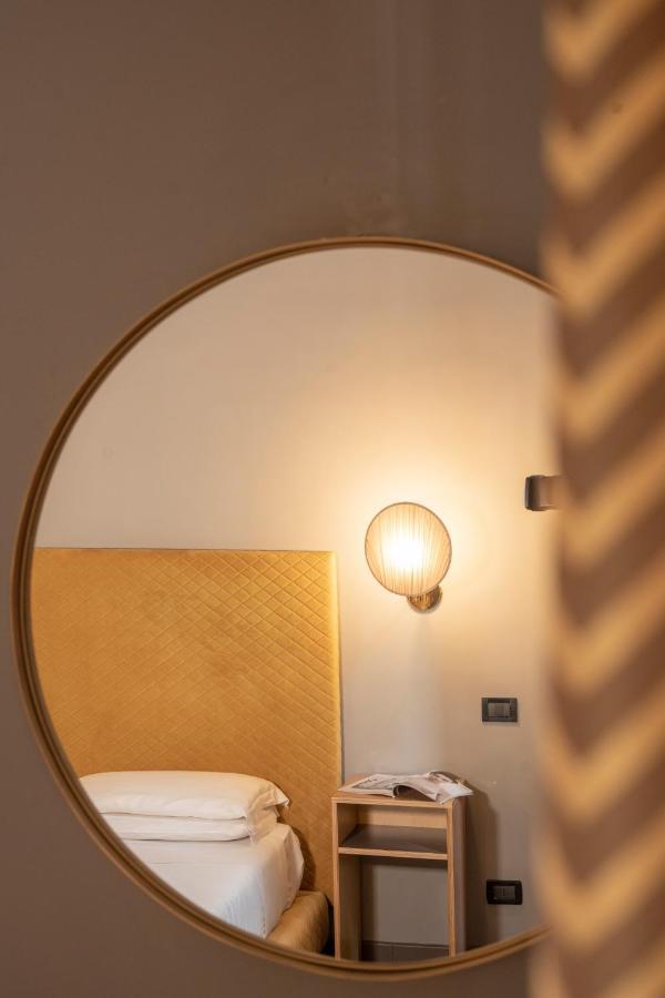 Hotel Milani Roma Esterno foto