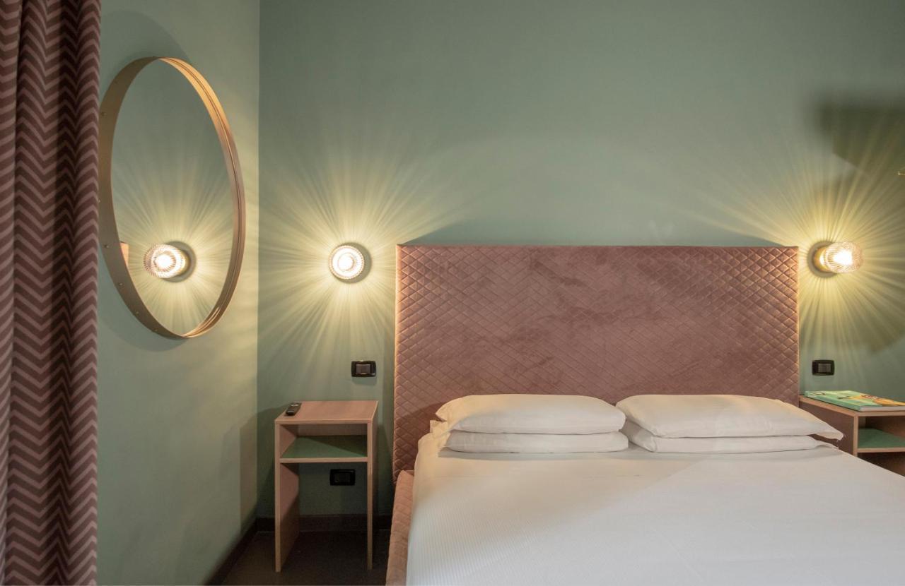 Hotel Milani Roma Esterno foto