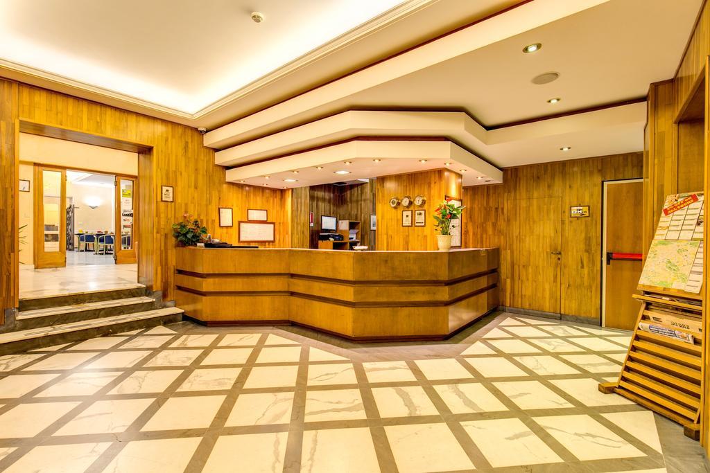Hotel Milani Roma Esterno foto